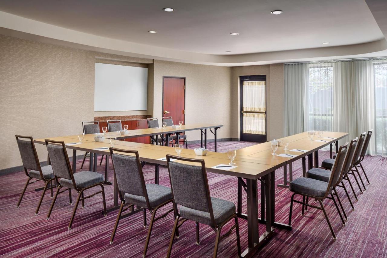 Hotel Courtyard By Marriott Sacramento Folsom Esterno foto