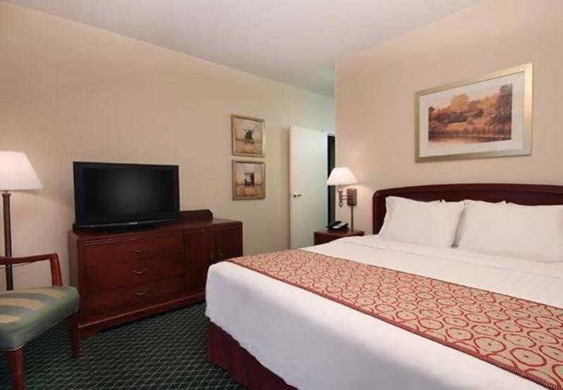 Hotel Courtyard By Marriott Sacramento Folsom Esterno foto