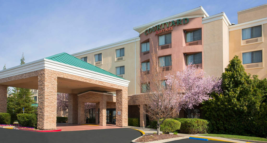 Hotel Courtyard By Marriott Sacramento Folsom Esterno foto